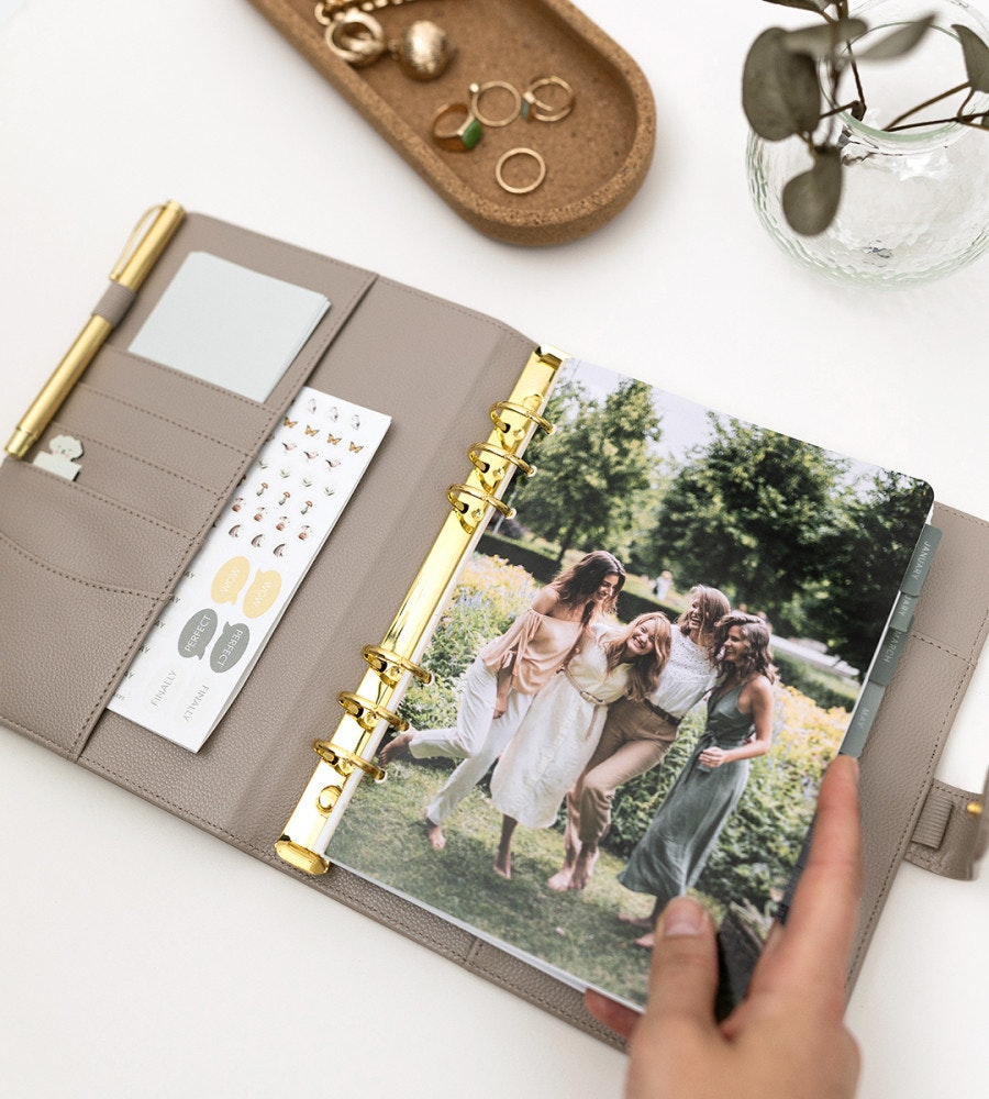 fodral ringpärm till systemkalender - storlek a5 - grå/beige (a5) grå/beige