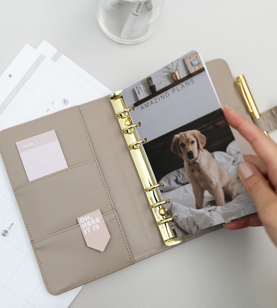 fodral ringpärm till systemkalender - storlek personal - grå/beige (personal) grå/beige