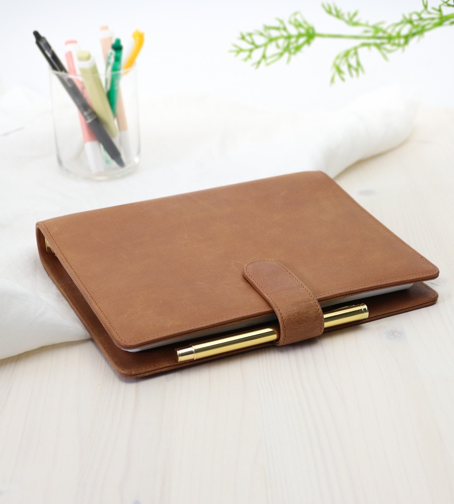 fodral ringpärm läder till systemkalender - storlek a5 - cognac (a5) cognac